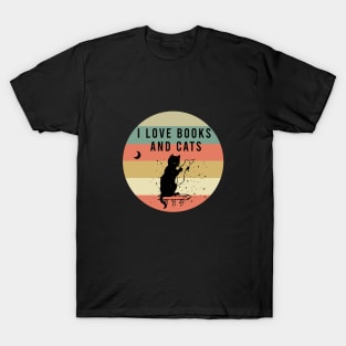 I love books and cats T-Shirt